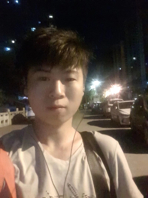 流星的瞬间的第一张照片--福鼎征婚网